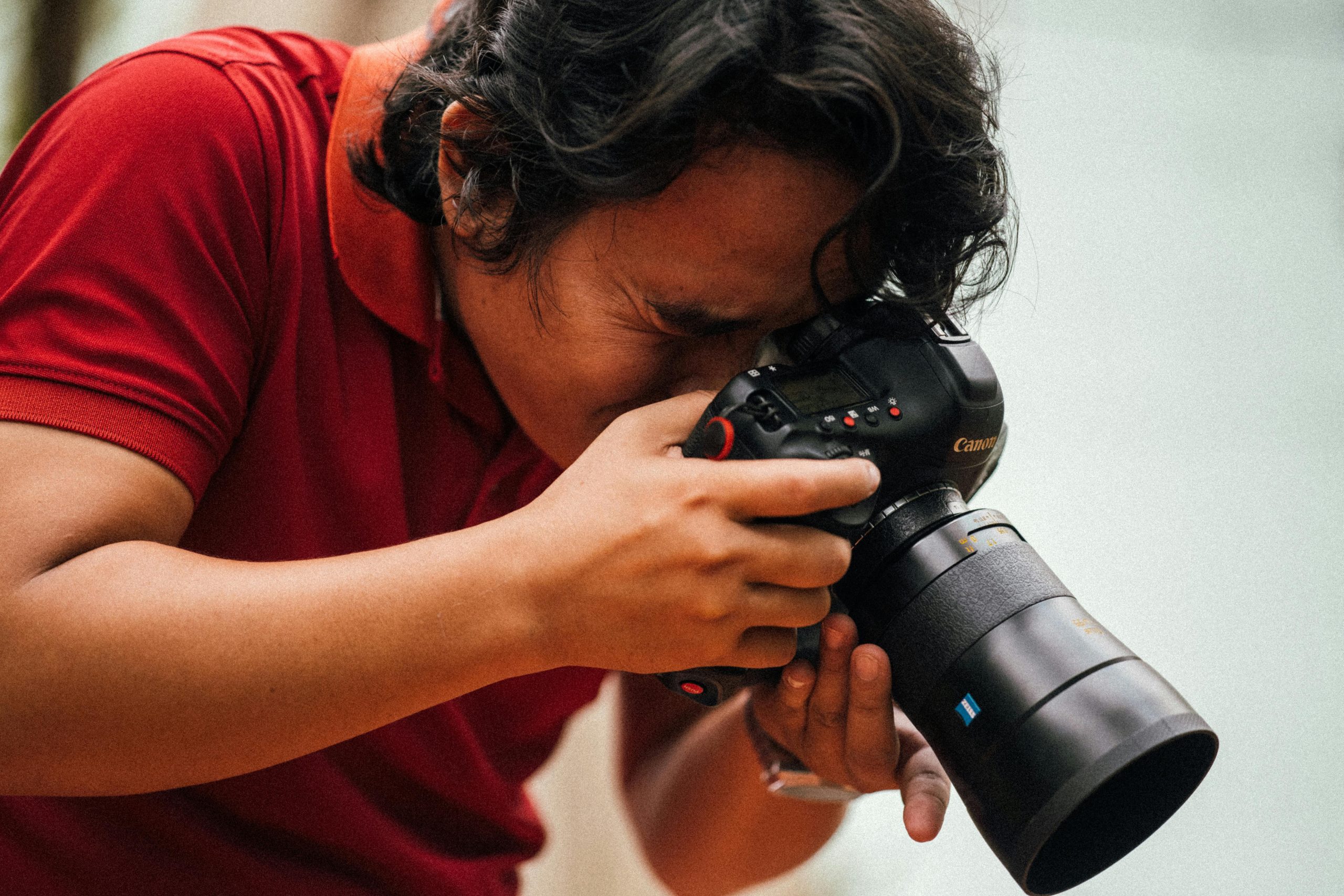 Experience Your Engagement with a Hawaii Engagement Photographer