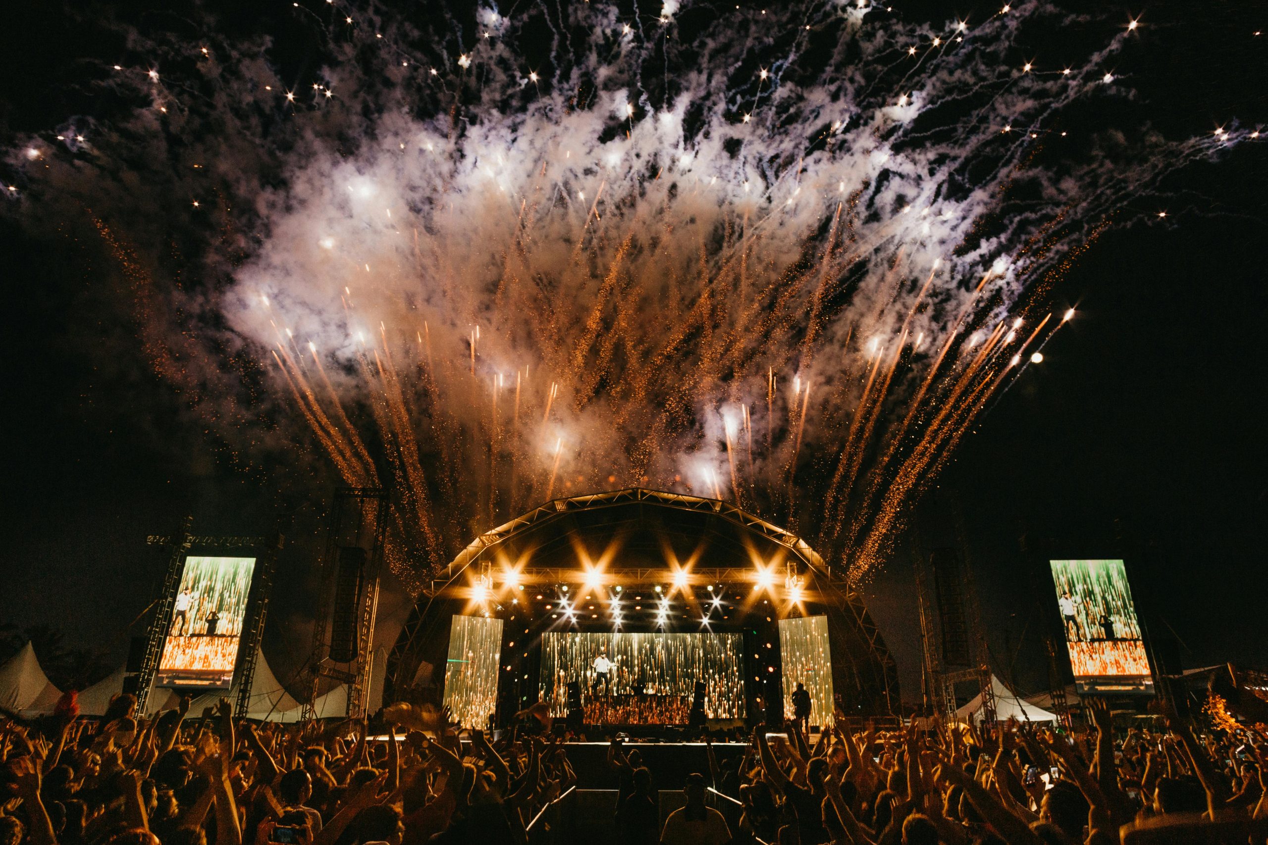 Top Qualities of a Professional Emcee Singapore You Should Know